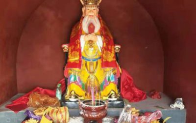 户外大型景观玻璃钢彩绘龙王雕塑