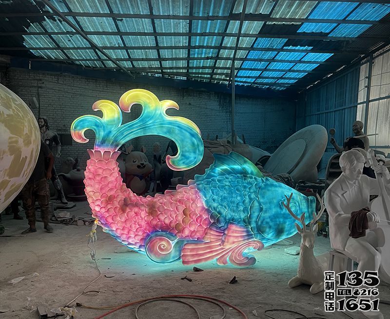 玻璃钢发光鱼雕塑 玻璃钢发光鱼雕塑