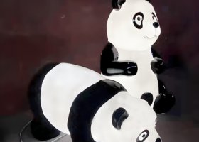 发光熊猫玻璃钢雕塑摆件