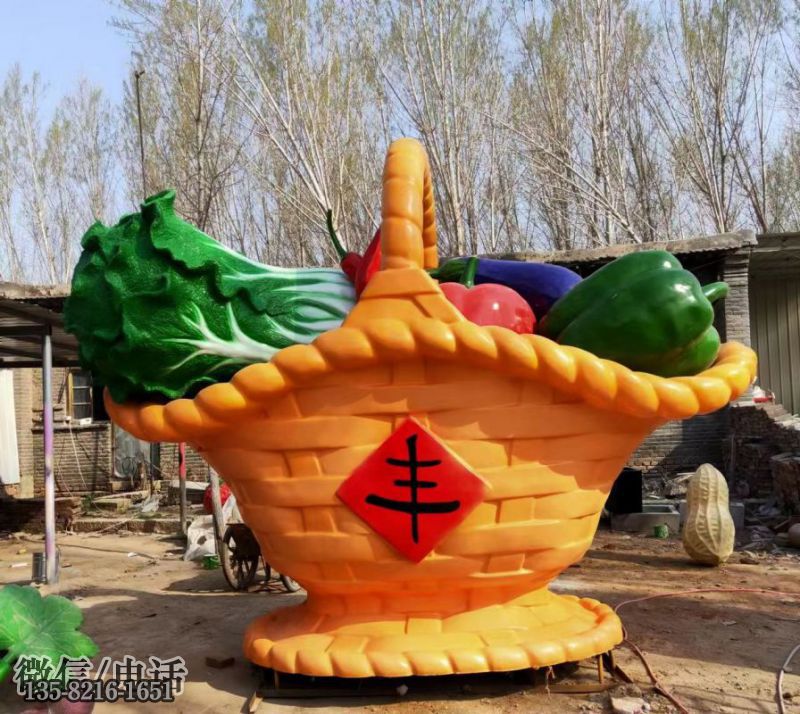 丰收主题玻璃钢菜篮子雕塑 丰收主题玻璃钢菜篮子雕塑