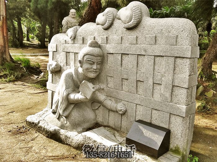 人物雕塑实拍图