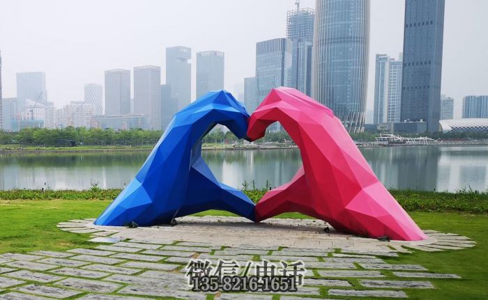 人物雕塑实拍图