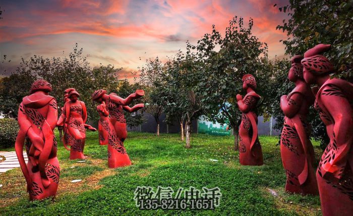人物雕塑实拍图