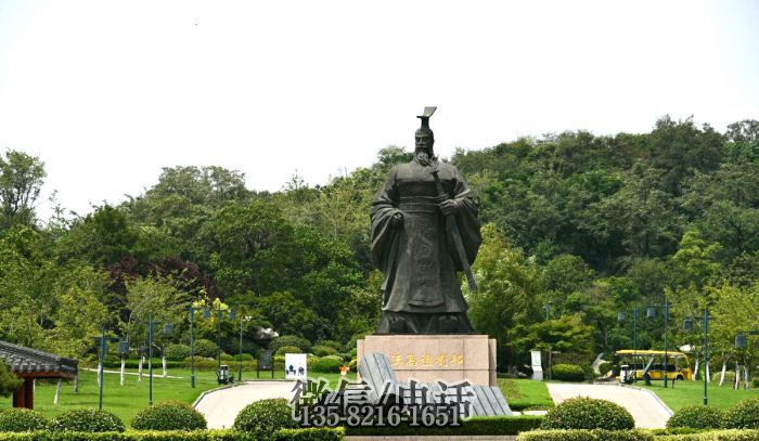 玻璃钢人物雕塑