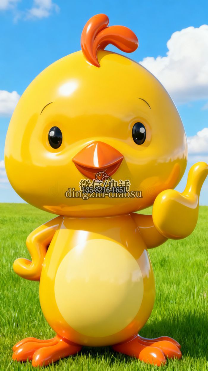 小鸡雕塑