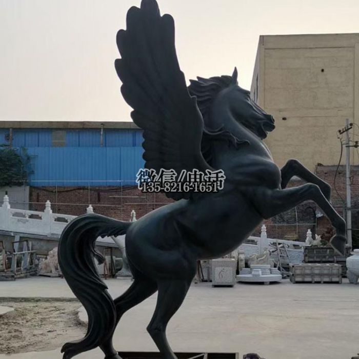 动物雕塑实拍图