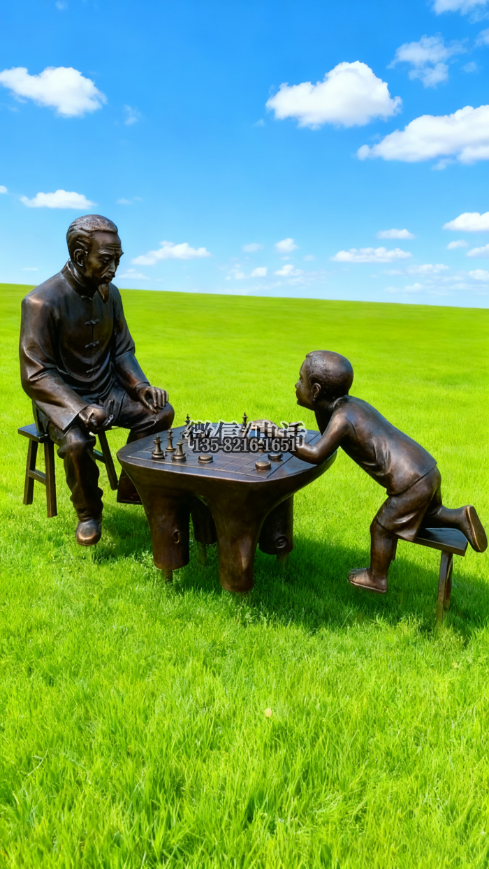 下棋雕塑实拍图
