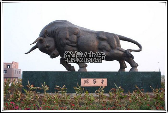 动物雕塑实拍图